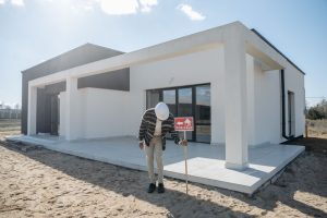 Ilustrasi rumah modern di Surabaya yang dibangun oleh kontraktor dengan garansi terbaik